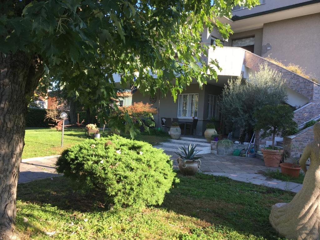 Villa Giulini Rho Kültér fotó